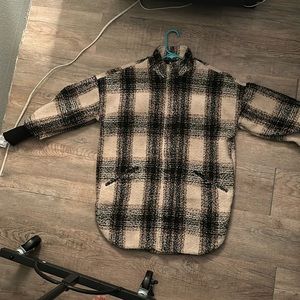 Layer on the Cozy Beige Multi Plaid Oversized Shacket LULUs NWT